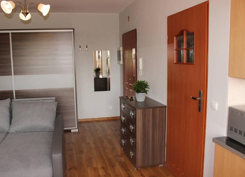Mieszkanie na uboczu Dobrzeń Wielki - Apartamento De Una Habitación