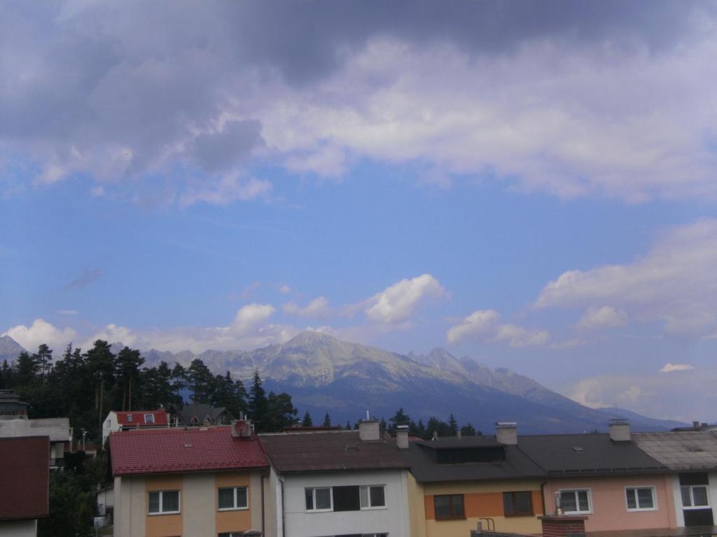 Výhľad na hory alebo výhľad na hory priamo z apartmánu