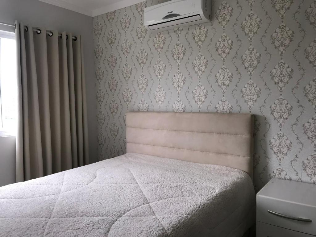  Apartamento para Locação em Bombinhas