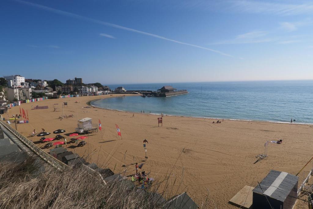 Gallery image of Seaside House Broadstairs by the Beach with Parking in Broadstairs