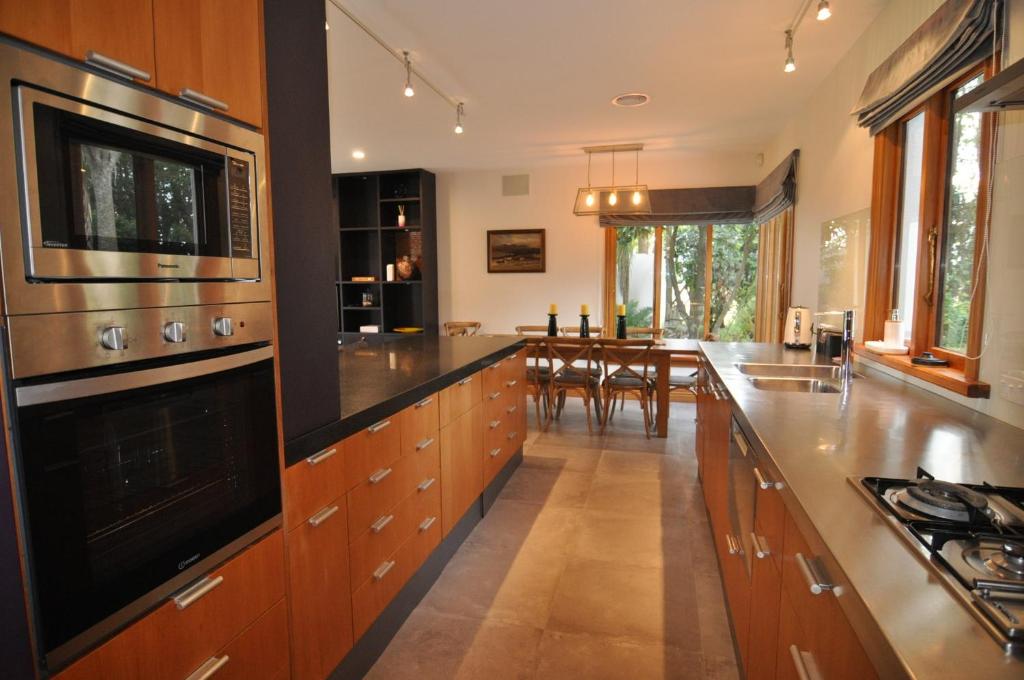 BOND ESTATE LUXURY ACCOMMODATION - Resim 10