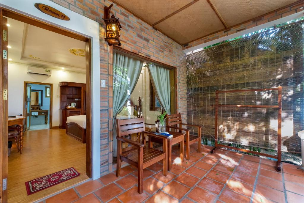 Coco Palm Beach Resort - 17