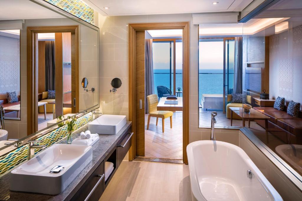 Junior Suite có Giường cỡ King Nhìn ra Biển