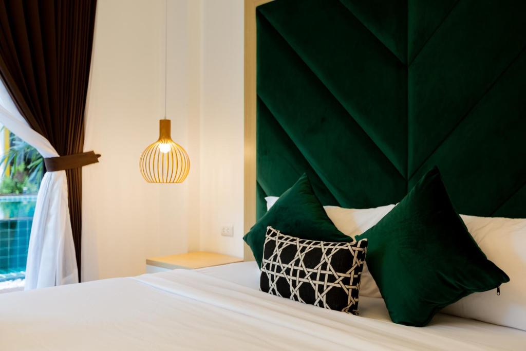 Buasri Boutique Patong - 14