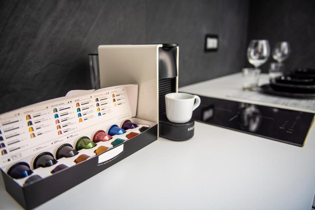 A kitchen or kitchenette at Rettifilo 201 Exclusive Rooms