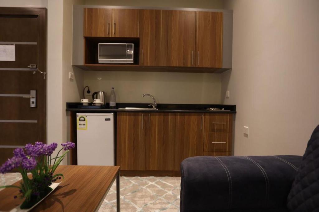 Kuchyň nebo kuchyňský kout v ubytování Diamond Tower Hotel