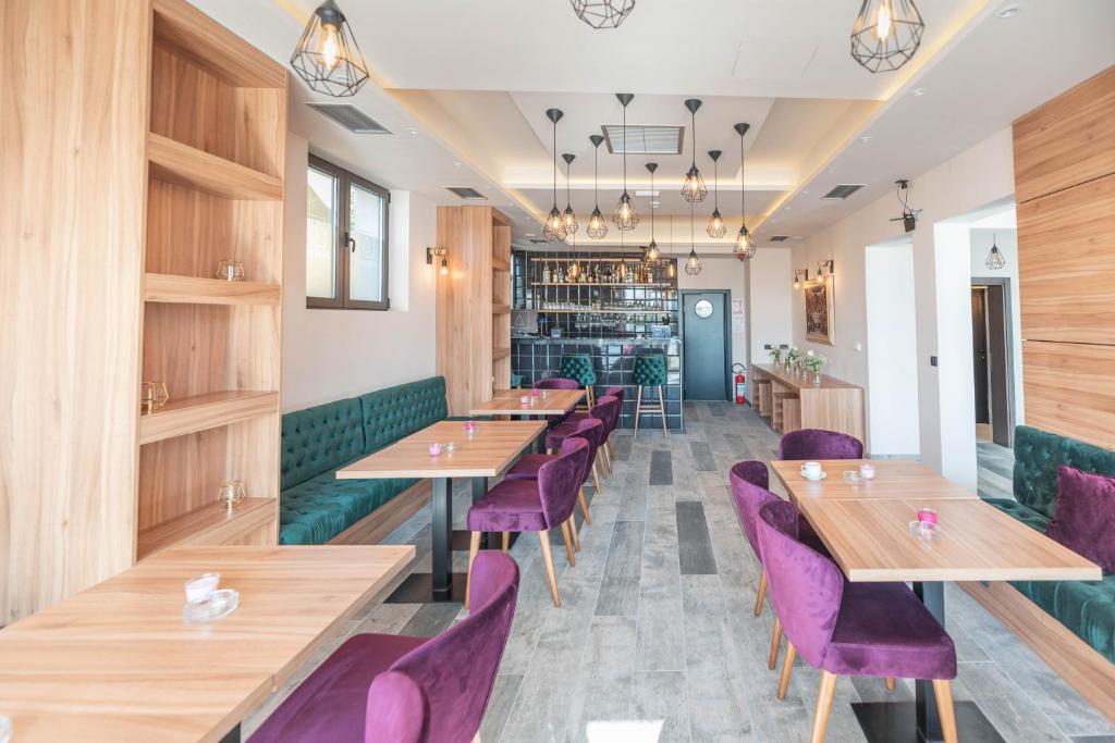 Hotel Aloha - Resim 13