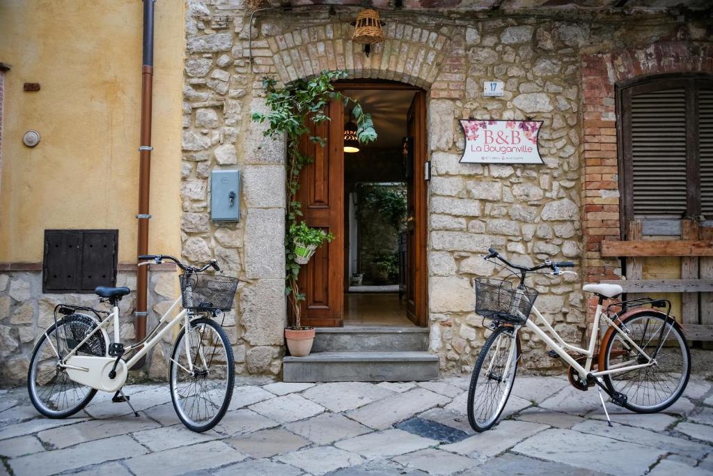 Jazda na bicykli v okolí ubytovania B&B La Bouganville di Serena