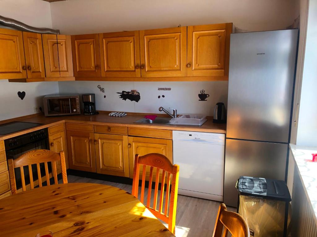 Ferienwohnung Fischach - Two-Bedroom Apartment