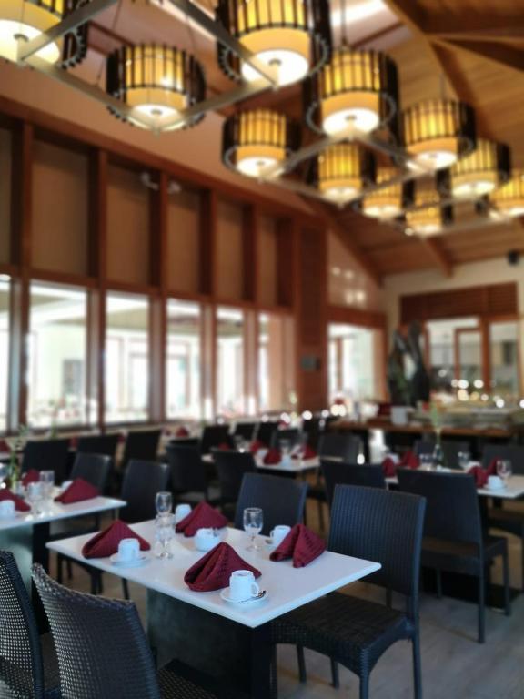 Restaurace v ubytování Misibis Bay