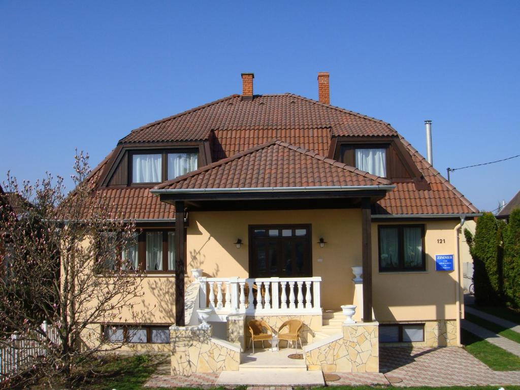 Budova, v ktorej sa apartmán nachádza