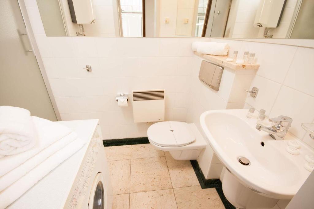 Wenceslas Square Lofts - 15