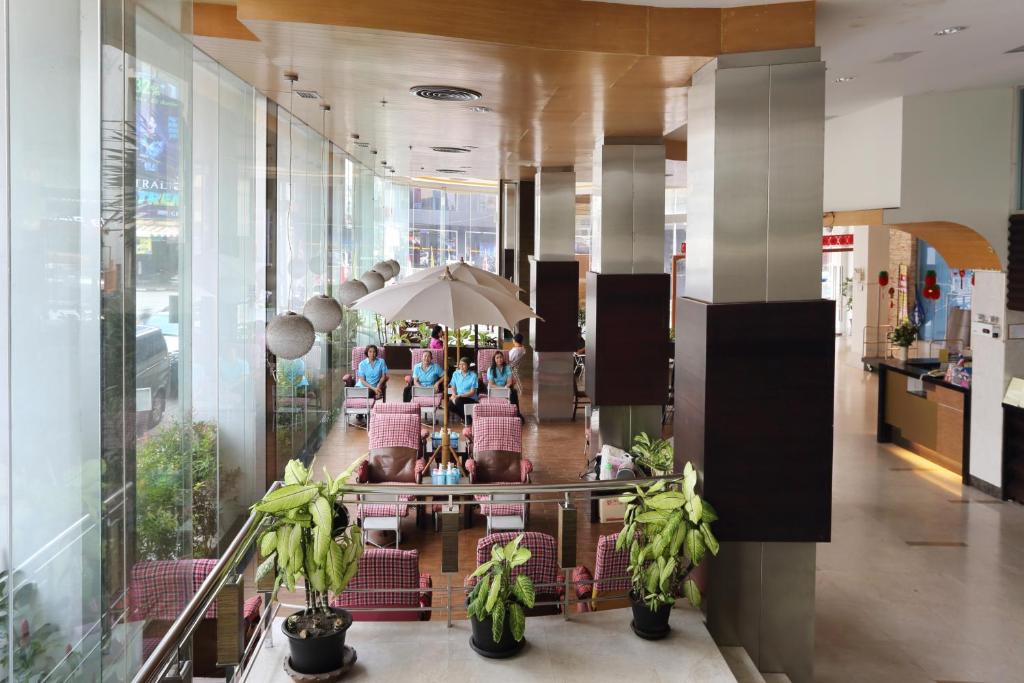 Fotografie z fotogalerie ubytování Golden Crown Grand Hotel v destinaci Hat Yai