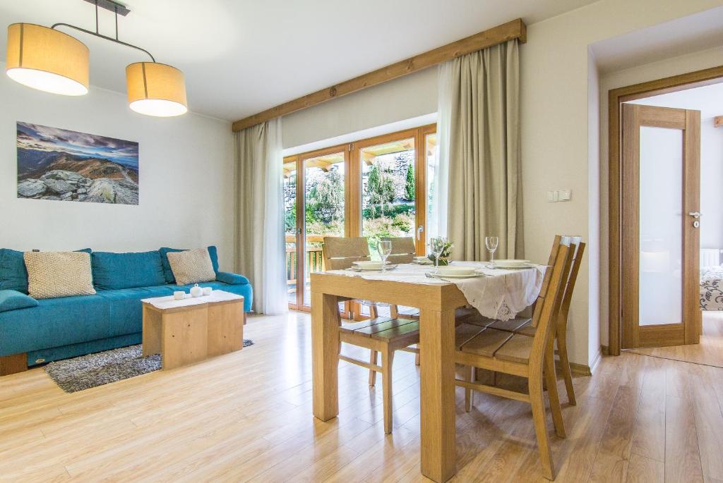 Posedenie v ubytovaní Apartamenty Smrekowa Lux Zakopane