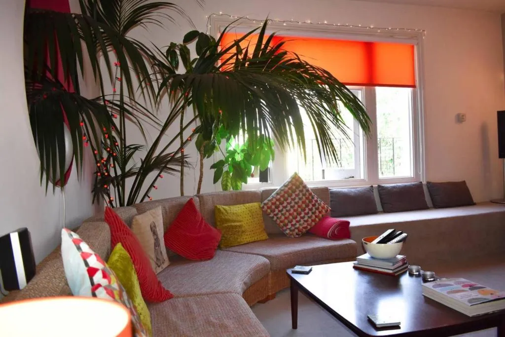 1 Bedroom Flat in Prestigious Hove Villas Close to Sea, Brighton and Hove, United Kingdom