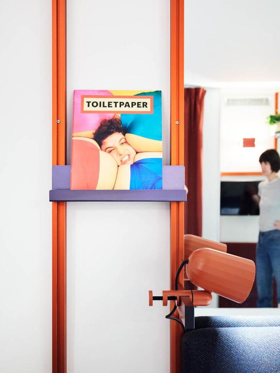 French Theory - Resim 26