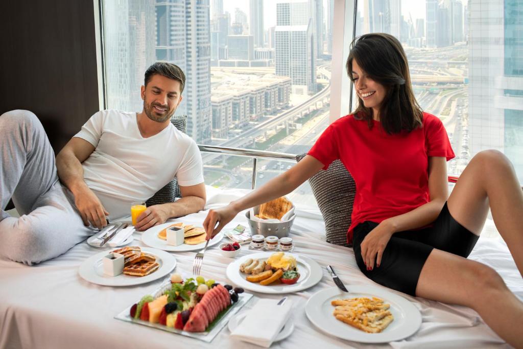 
One Bedroom Suite with Lounge Access
