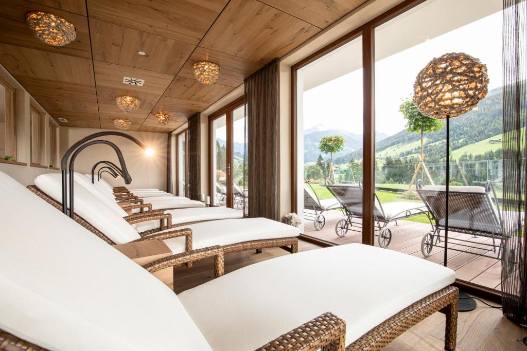 Posezení v ubytování Alpbacherhof Mountain & Spa Resort