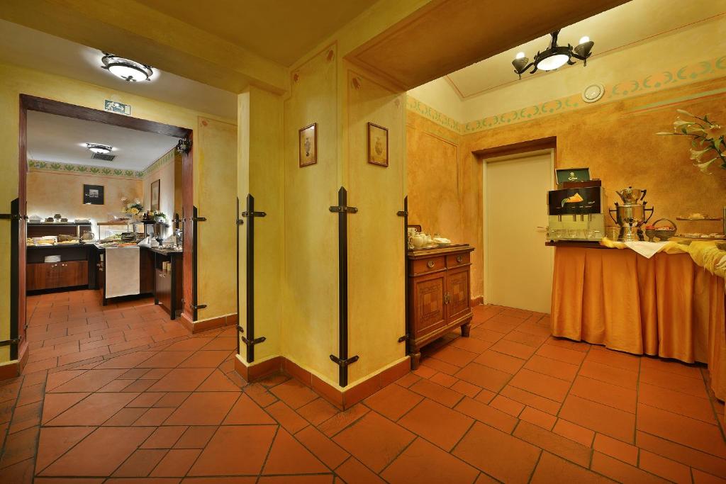 EA Hotel Jeleni Dvur Prague Castle - Resim 14