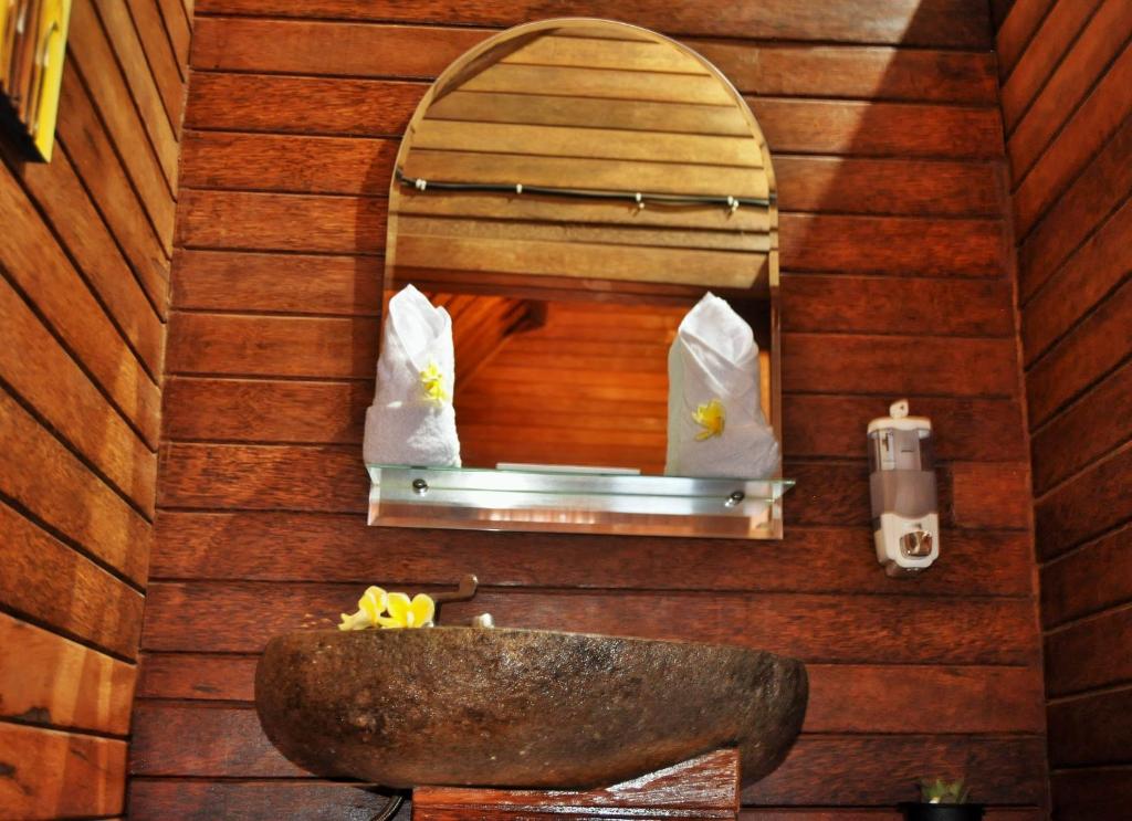 Surya Chandra Seaview Bungalows - 10