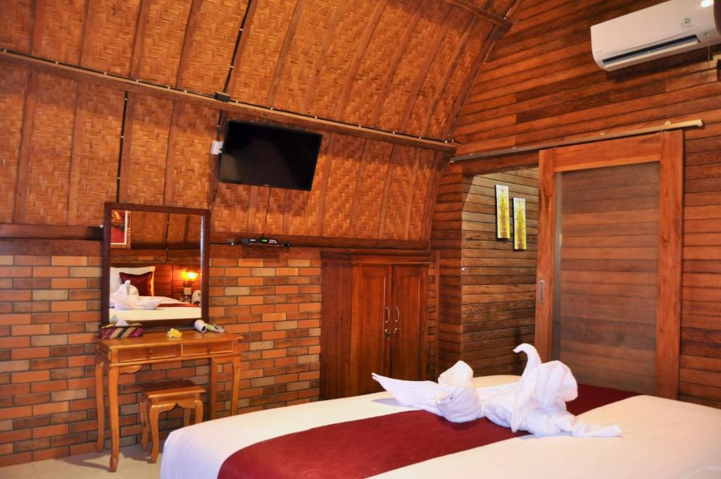 Surya Chandra Seaview Bungalows - 2