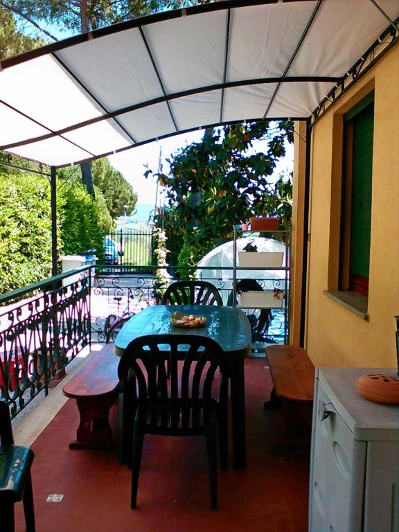A balcony or terrace at Residenza Montevile di Spaccini Gabriella