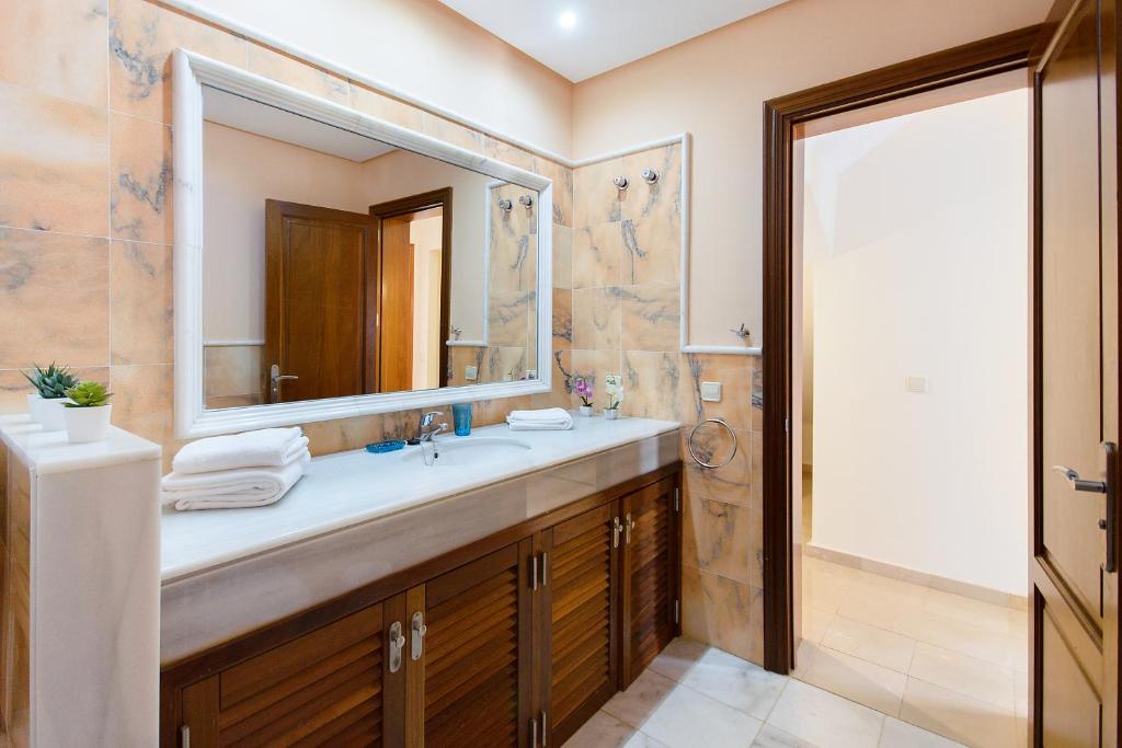 Koupelna v ubytování Hipoclub Villas,"Tabaro"villa