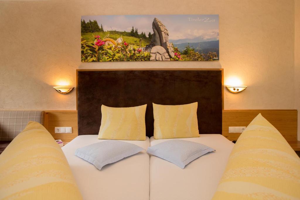 Postel nebo postele na pokoji v ubytování Hotel Jägerhof