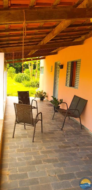  Pousada Vale dos Pássaros