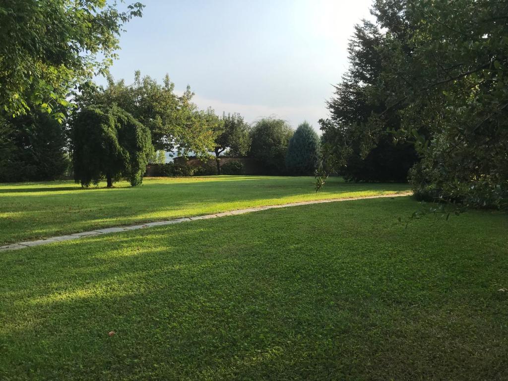 A garden outside Villa Belforte