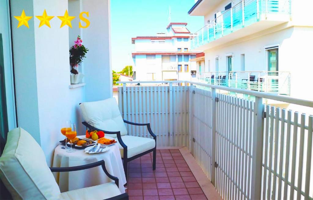 Balkón nebo terasa v ubytování Hotel Rossini 4S