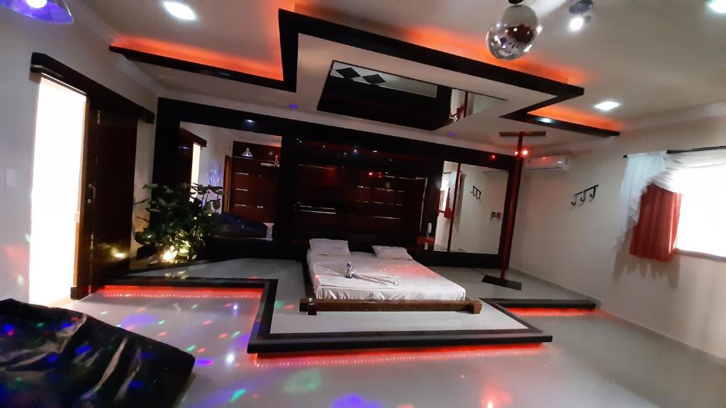  Viper Motel