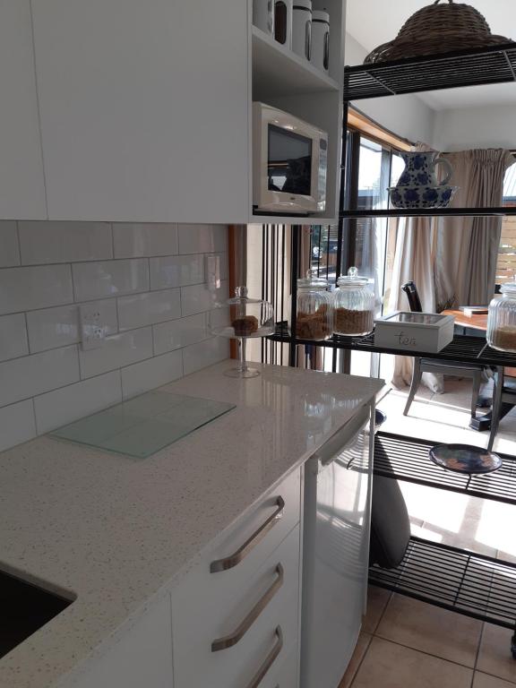 Maples on Harewood - Resim 17