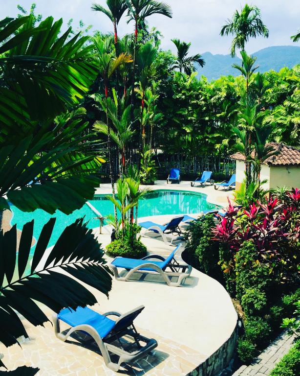 Arenal Backpackers Resort - Comfort Double Room