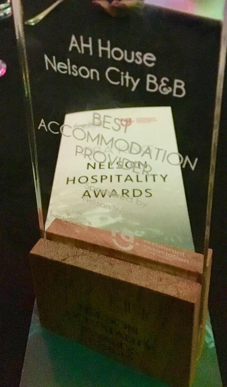Certifikát, hodnocení, plakát nebo jiný dokument vystavený v ubytování Ah House City B&B Nelson