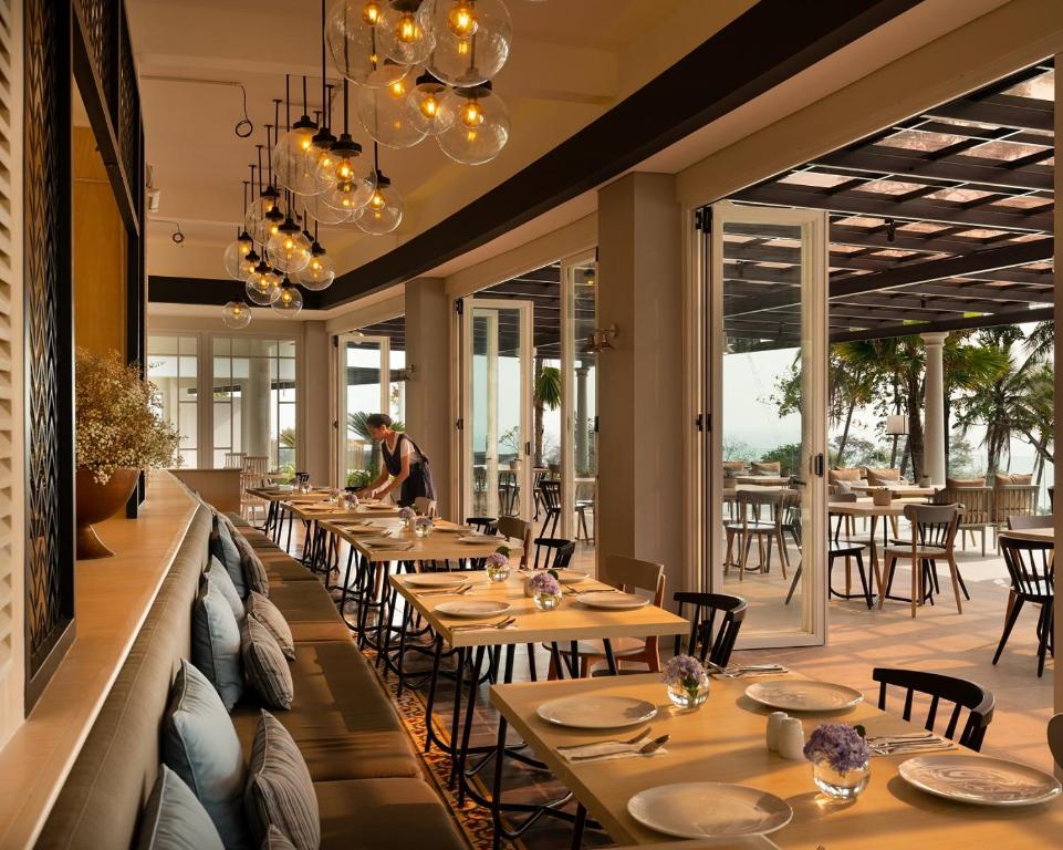 Restaurace v ubytování Novus Jiva Anyer