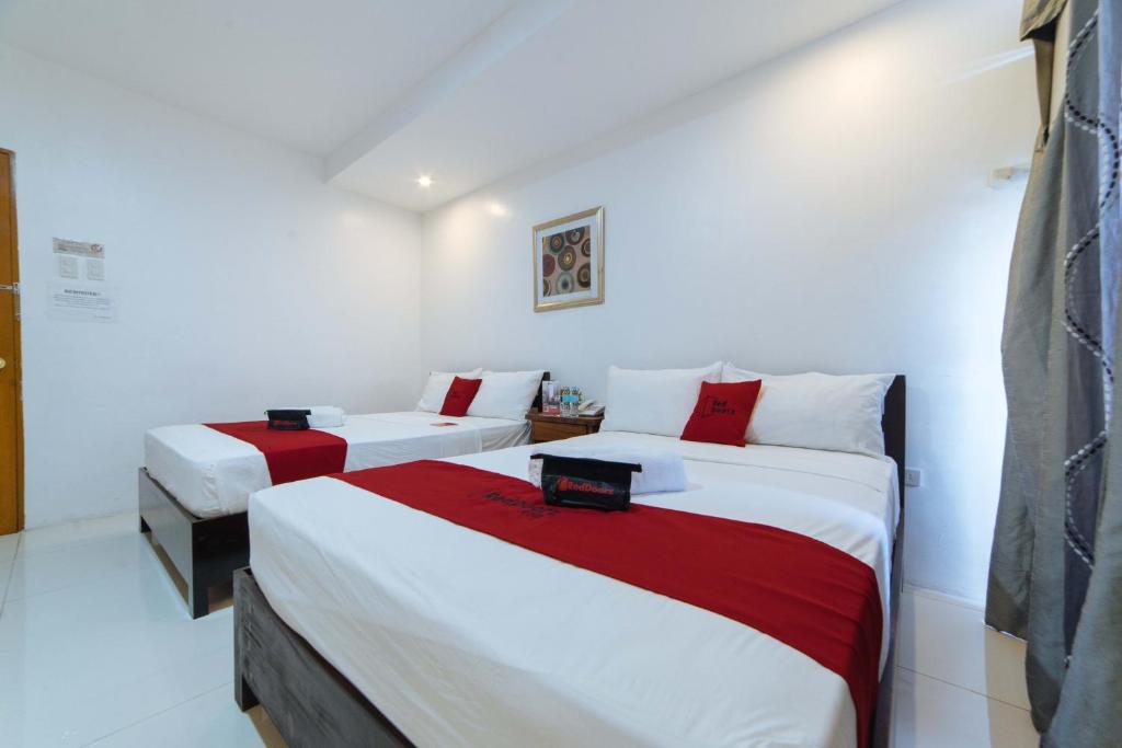 RedDoorz Plus @ San Roque Roxas City - Camera Deluxe