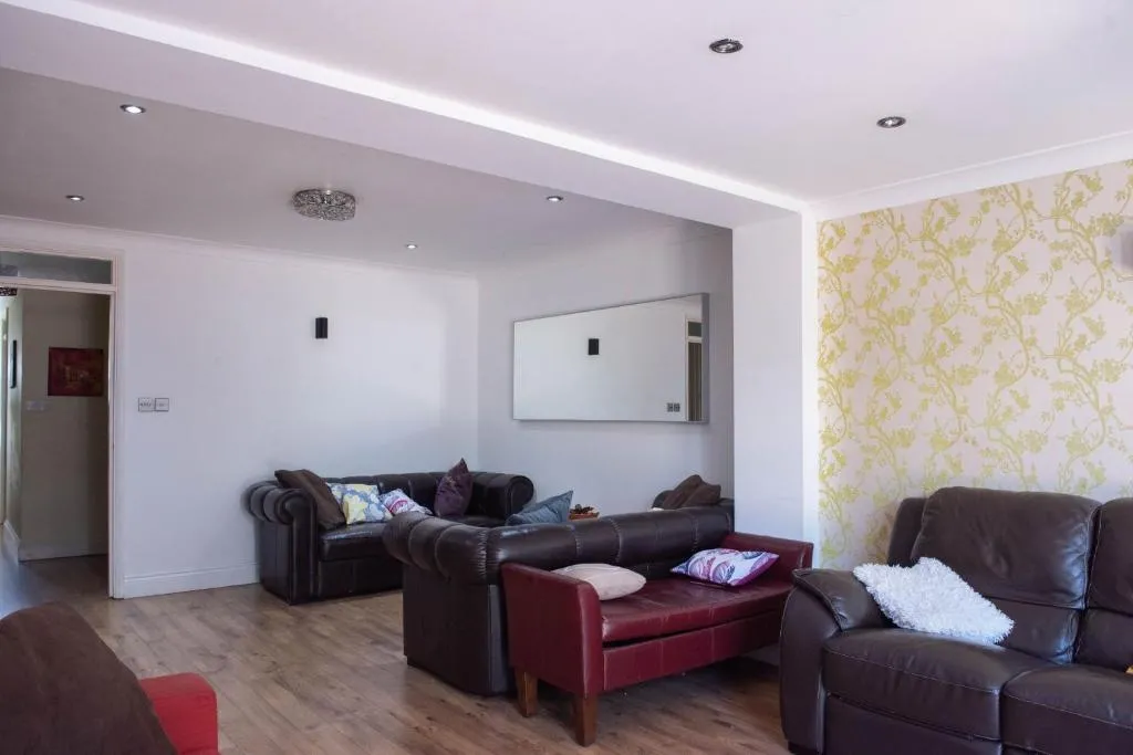 Lovely 4 Bedroom, 3 Storey East London House With Garden, Londra, Marea Britanie