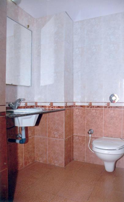 Koupelna v ubytování Hotel King