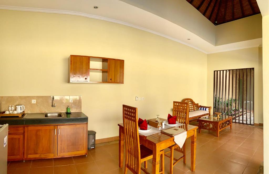 Kartika Dahayu Private Pool Villas - 8