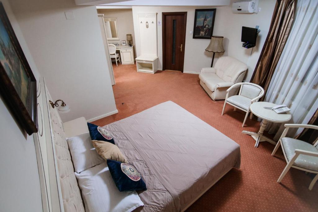 O zonă de relaxare la Hotel Royal Craiova