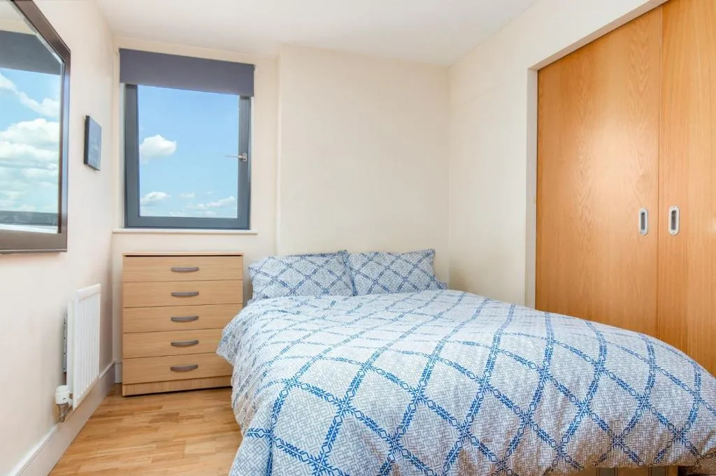 PARKVIEW APARTMENTS 30 - DELUXE GUEST ROOM 2, Londra, Marea Britanie
