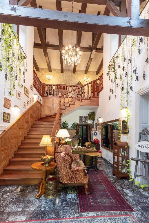 Dwór Giemzów Hotel - Autostrada A1 - Resim 26