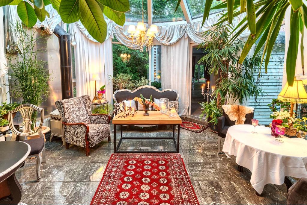 Dwór Giemzów Hotel - Autostrada A1 - Resim 14