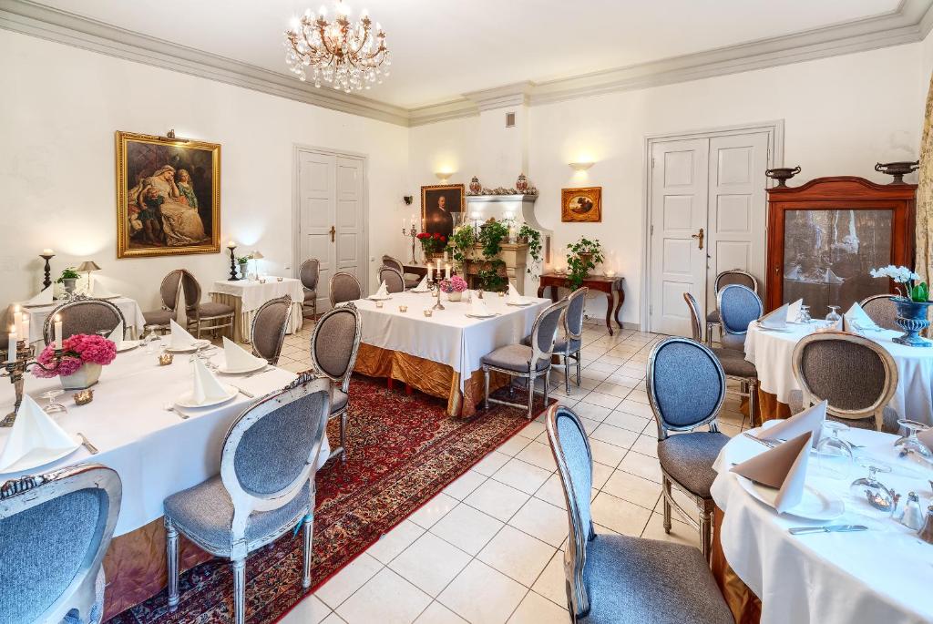 Dwór Giemzów Hotel - Autostrada A1 - Resim 21