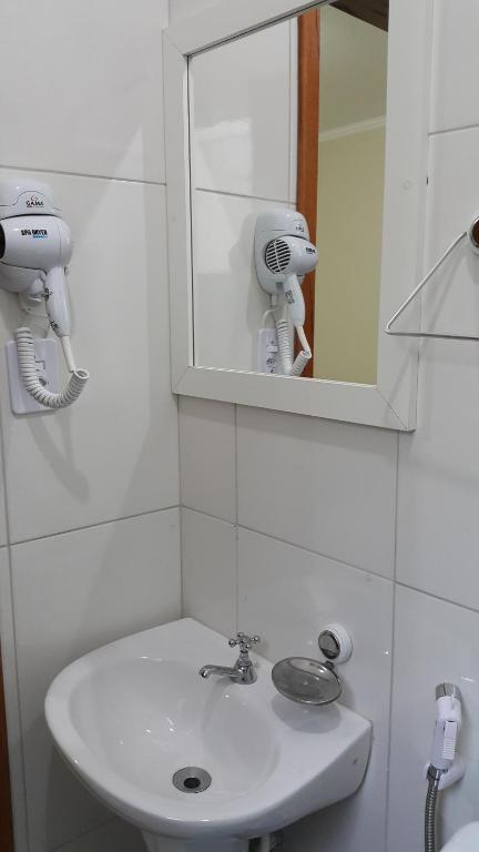  La Madre Hotel