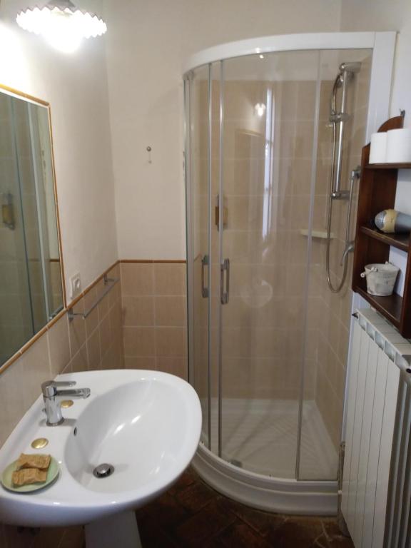 A bathroom at Il Giardino Segreto