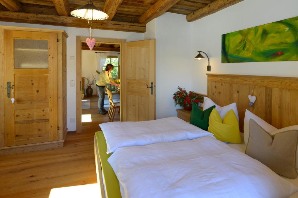 A bed or beds in a room at Residence Mitterdorfer