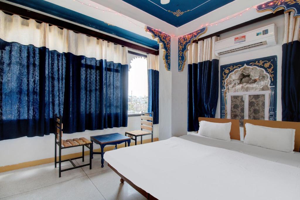 Gambar di galeri bagi Island Tower Guest house di Udaipur