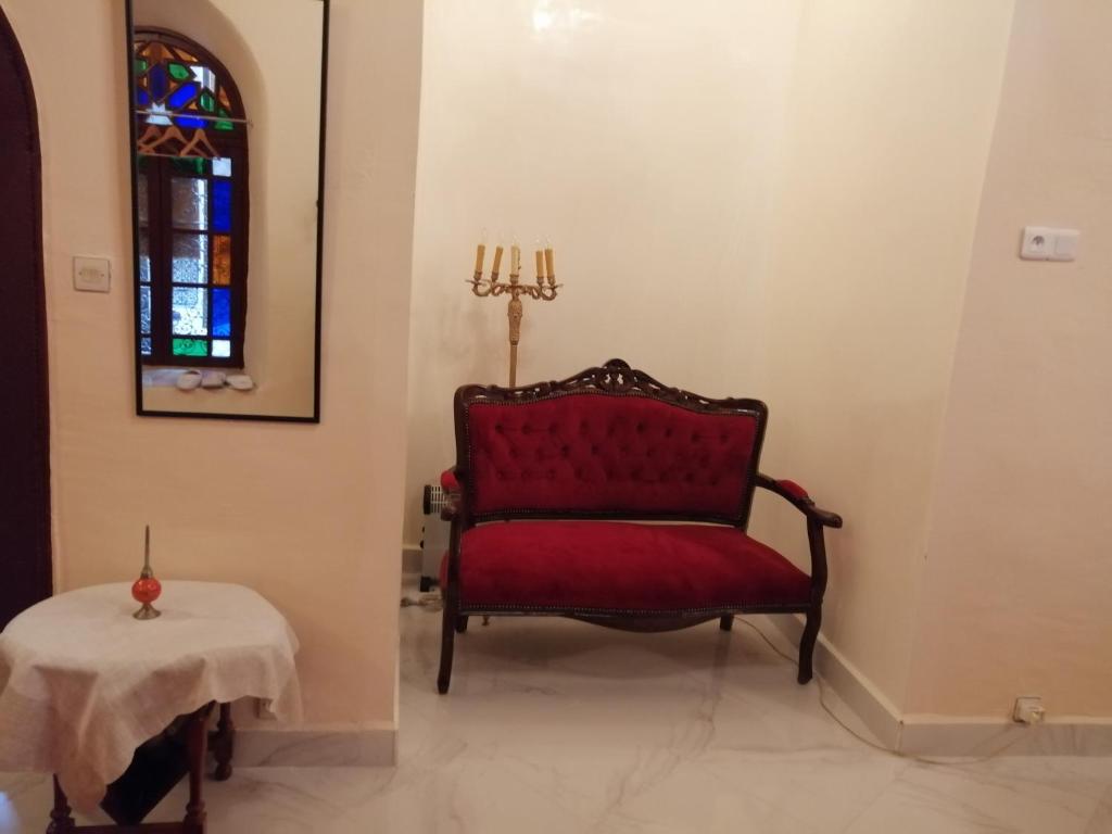 Posezení v ubytování Riad AlKATIB Meknès
